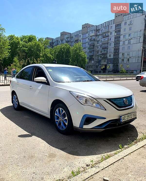 Dongfeng Fengxing S50-EV