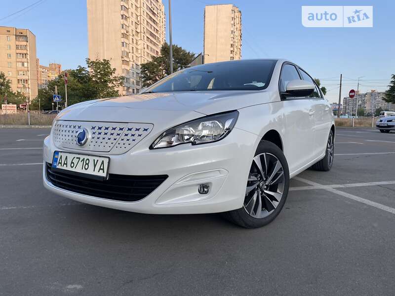 Седан Dongfeng Fukang ES600