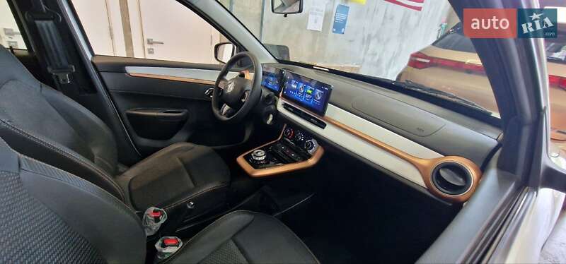 Dongfeng Nano Box