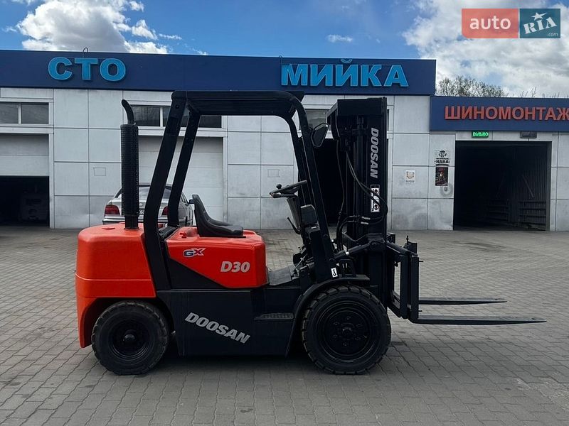Doosan D 30C