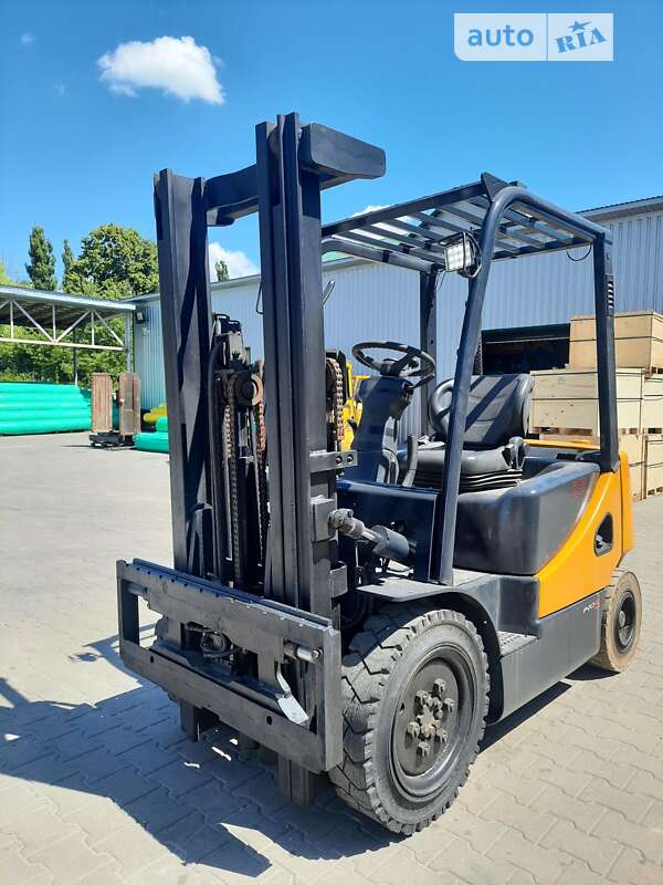 Doosan D 2002