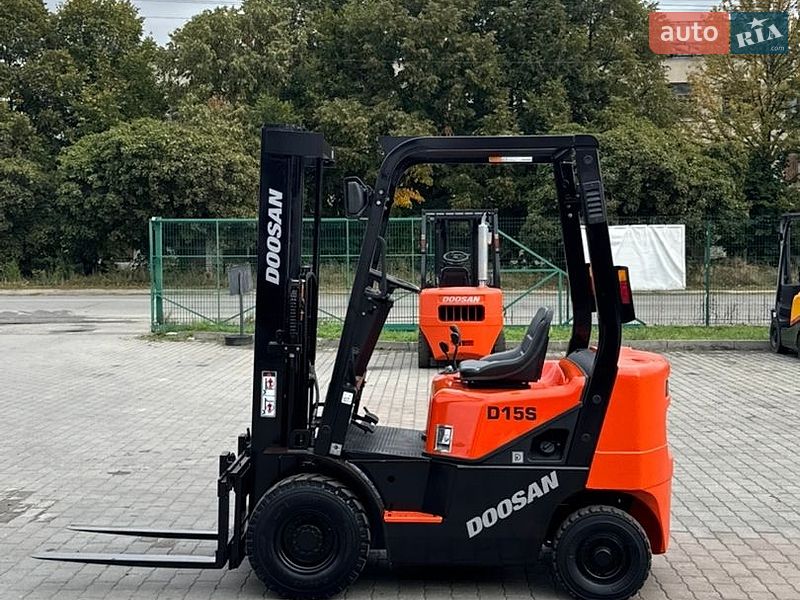 Вилочный погрузчик Doosan D 2002 в Радомышле