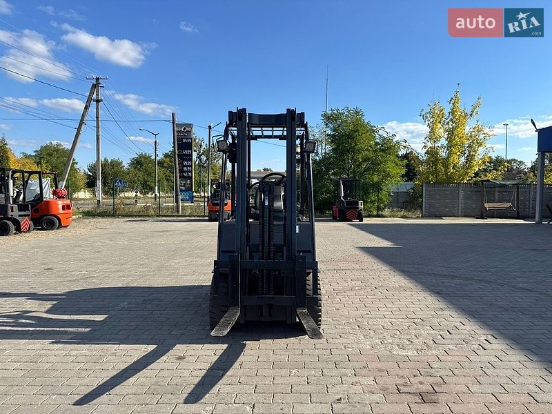Вилочный погрузчик Doosan D 2007 в Радомышле