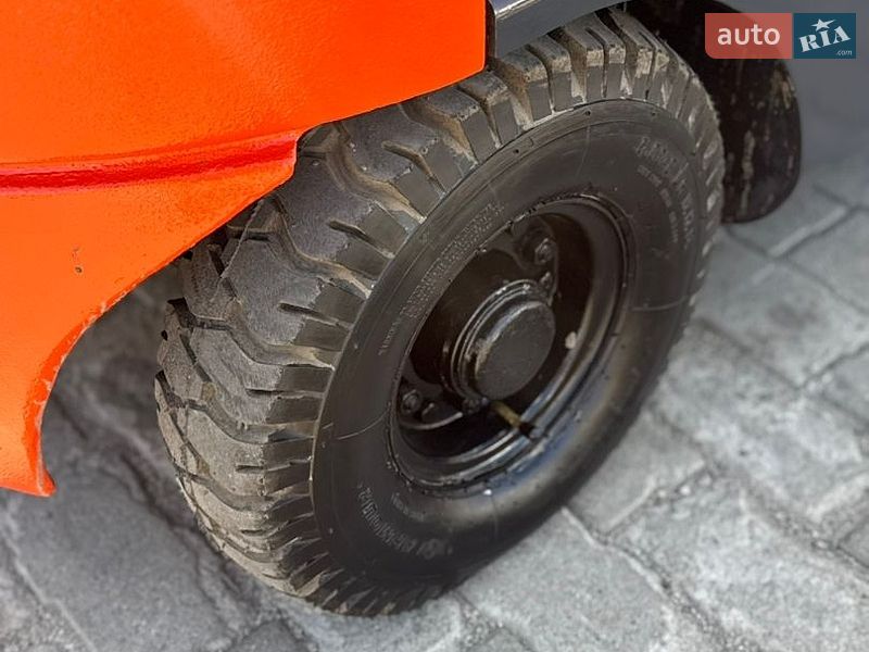Вилочный погрузчик Doosan D 2007 в Радомышле