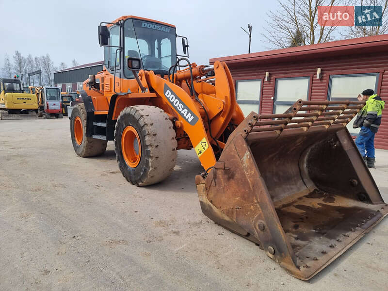 Doosan DL