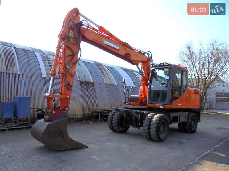 Doosan DX 160W