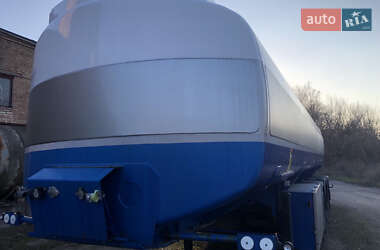 Цистерна напівпричіп Dromech CNK 2002 в Кропивницькому