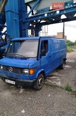 Характеристики Mercedes-Benz T1 Інші автобуси