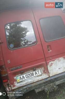 Характеристики Ford Transit Другие автобусы