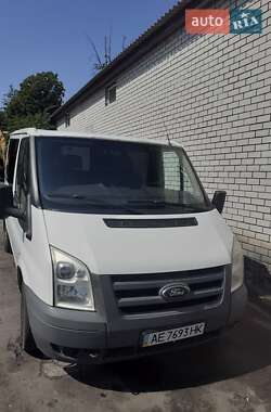 Характеристики Ford Transit Інші автобуси