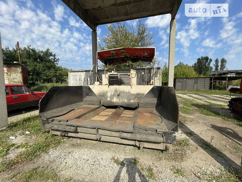 Асфальтоукладчик ДС 143 1993 в Харкові