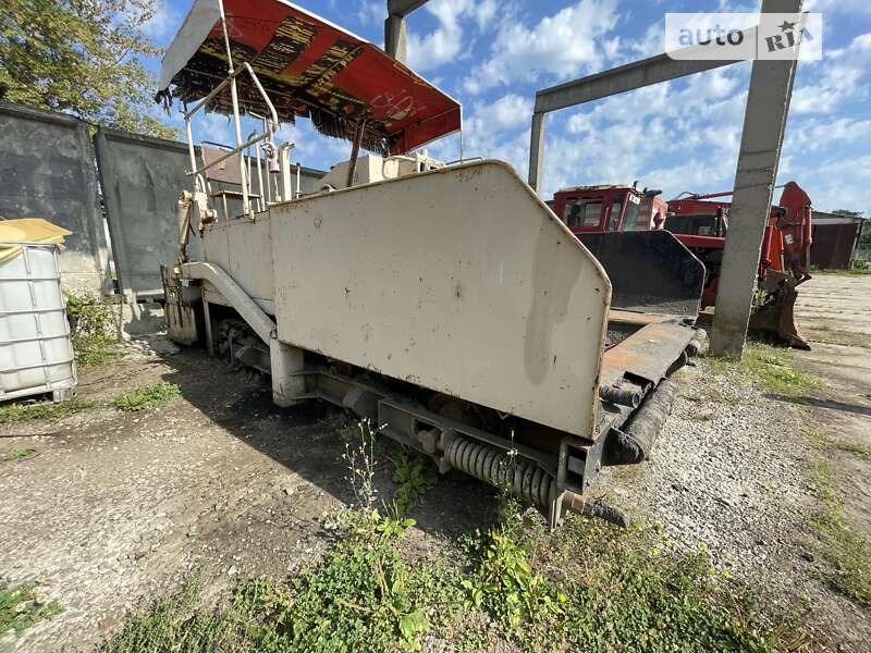 Асфальтоукладчик ДС 143 1993 в Харкові
