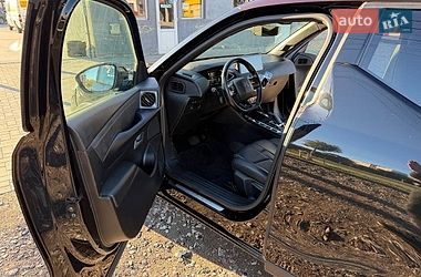 Внедорожник / Кроссовер DS 3 Crossback 2021 в Львове