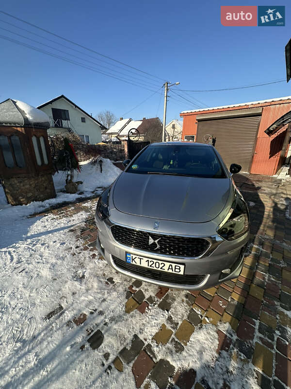 Легкові DS 5