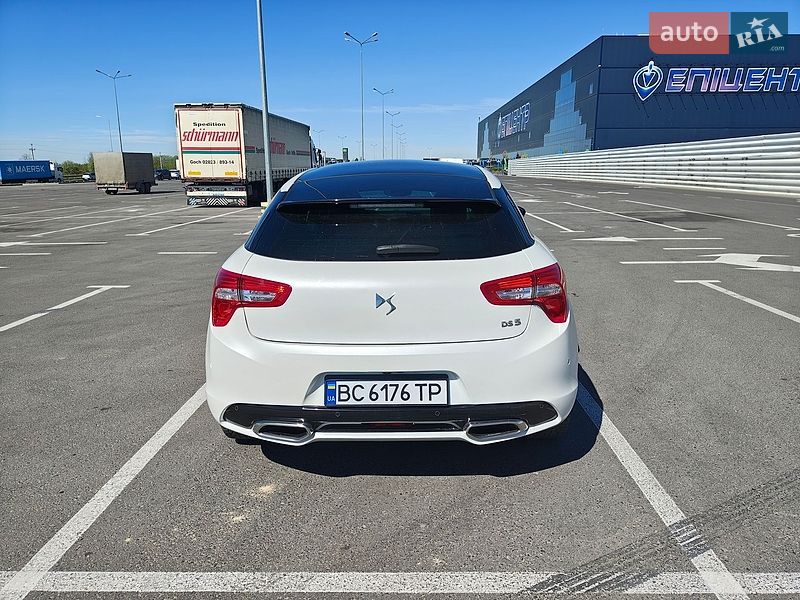 Хэтчбек DS 5 2016 в Львове