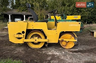 Дорожній каток ДУ 54 1985 в Кельменцях