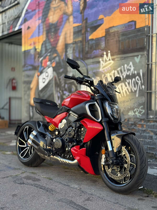 Ducati Diavel V4 1158