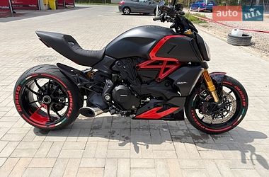 Ducati Diavel  2021