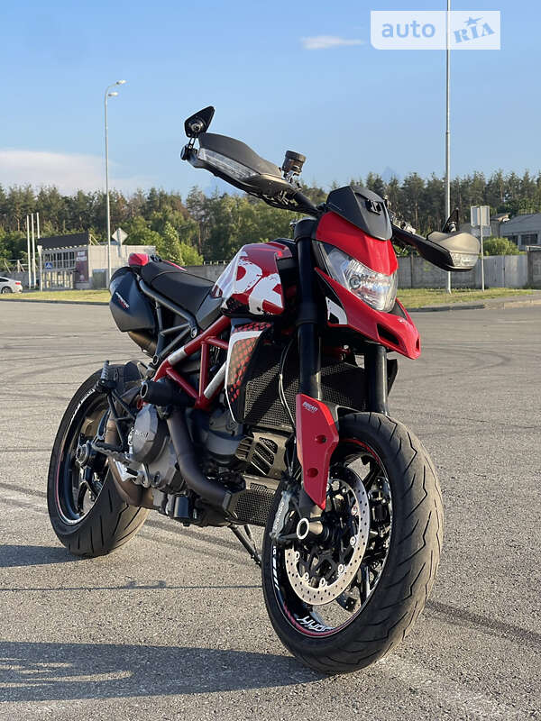 Мотоцикл Без обтекателей (Naked bike) Ducati Hypermotard