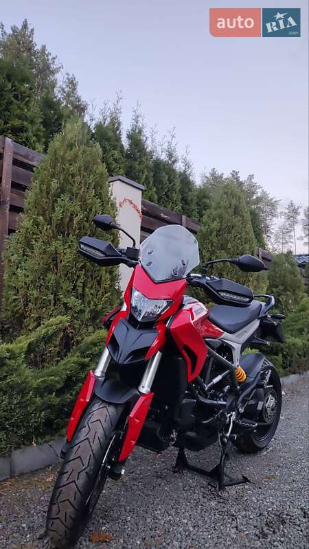 Ducati Hyperstrada