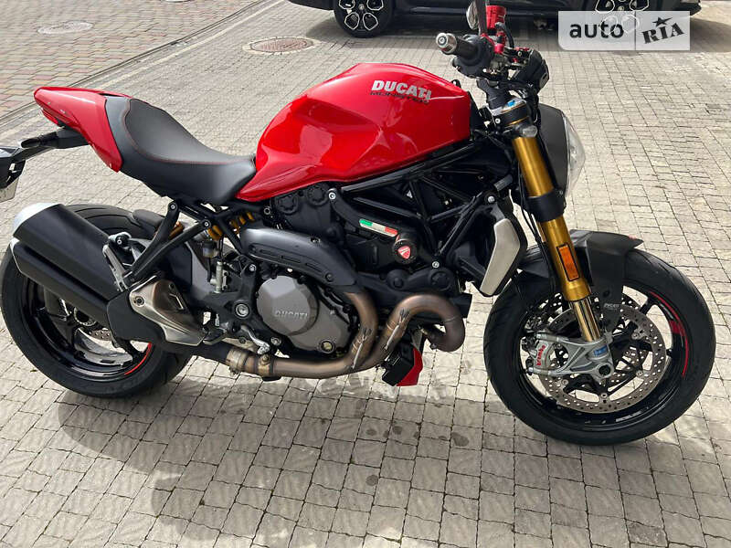 Мотоцикл Без обтекателей (Naked bike) Ducati Monster 1200