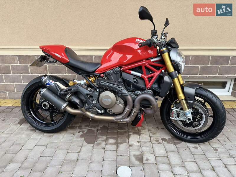 Спортбайк Ducati Monster 1200