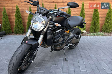 Ducati Monster 821  2016