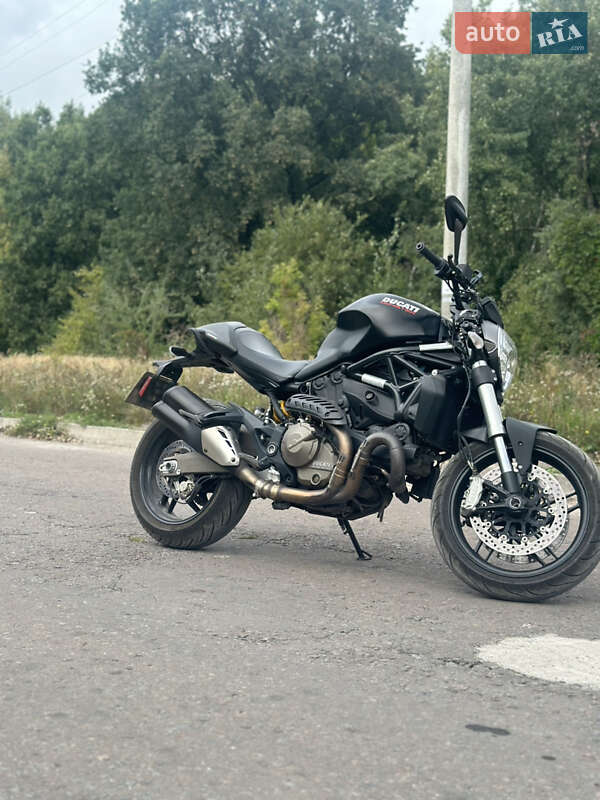 Мотоцикл Без обтекателей (Naked bike) Ducati Monster 821