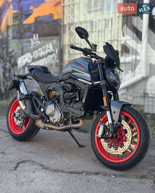 Мотоцикл Без обтекателей (Naked bike) Ducati Monster 937