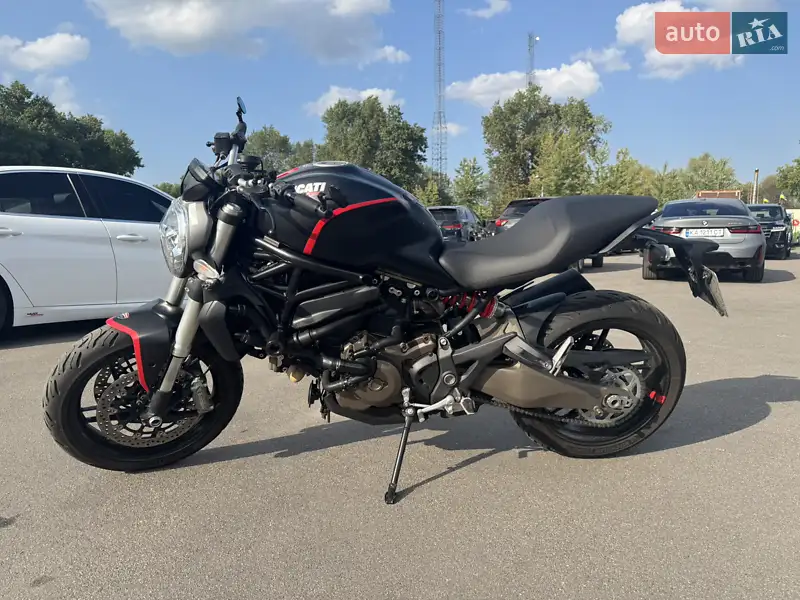 Ducati Monster 2016