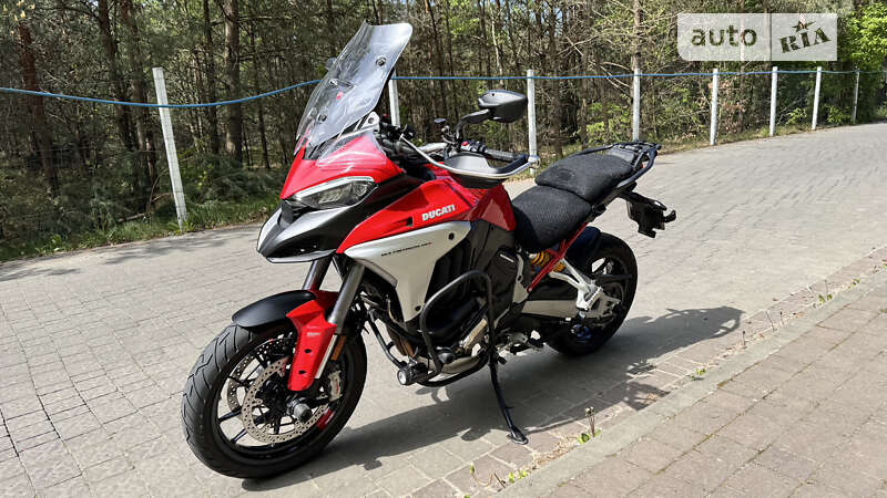 Мотоцикл Многоцелевой (All-round) Ducati Multistrada