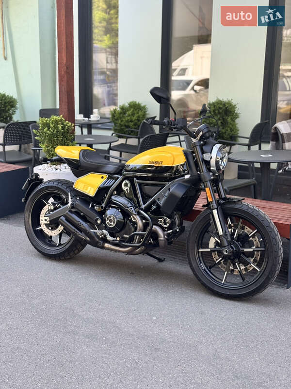 Мотоцикл Багатоцільовий (All-round) Ducati Scrambler