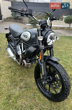 Ducati Scrambler  2022