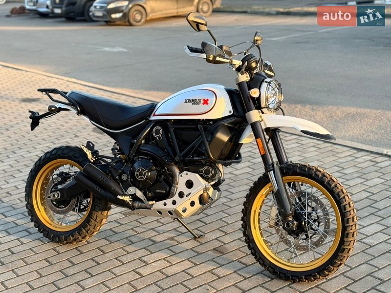 Мотоцикл Багатоцільовий (All-round) Ducati Scrambler