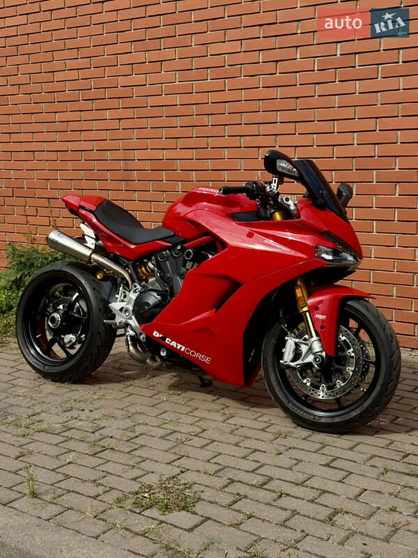 Ducati Supersport