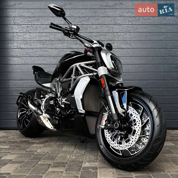 Ducati XDiavel S Glossy 