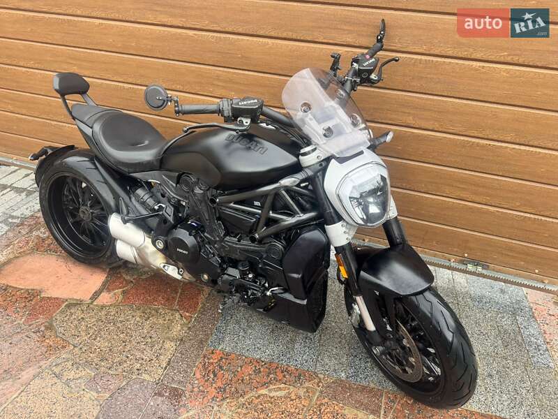 Мото Ducati XDiavel