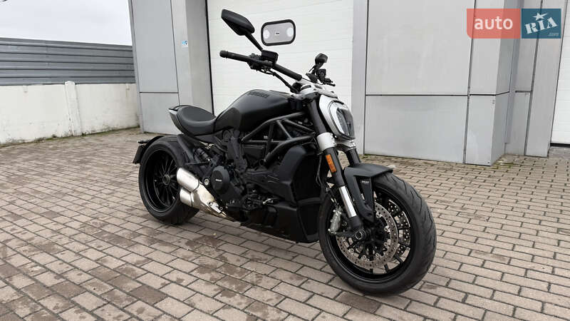 Мотоцикл Круизер Ducati XDiavel