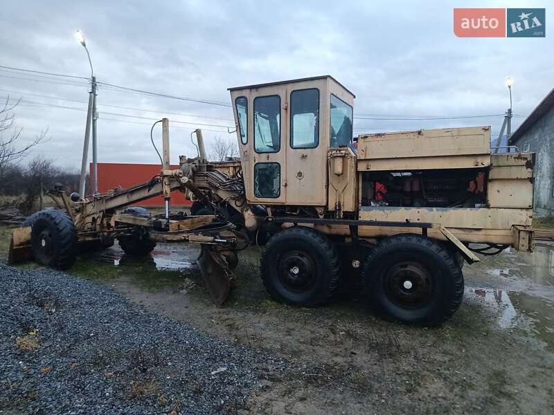 Автогрейдер ДЗ 122