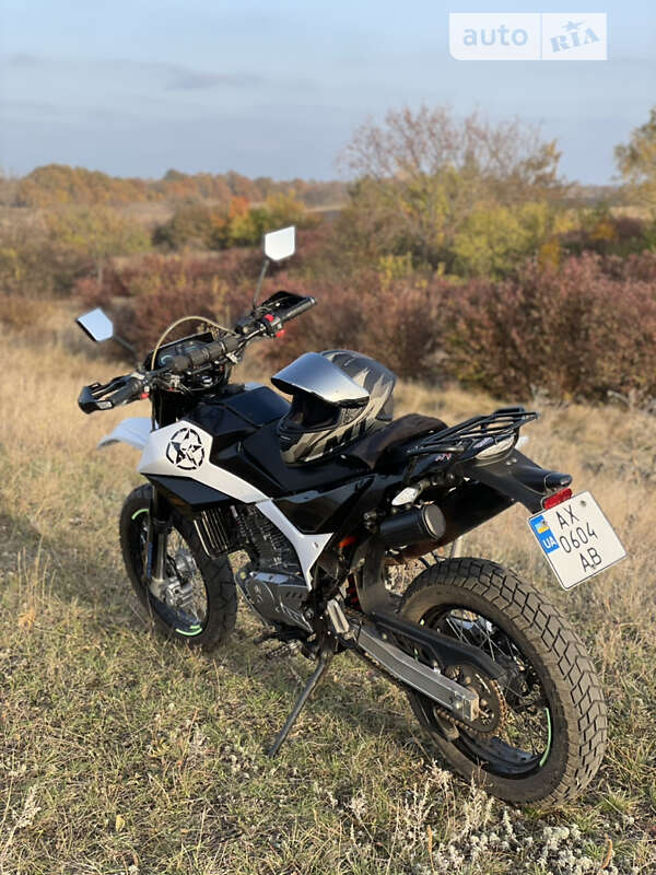 Мотоцикл Внедорожный (Enduro) East Dragon QT