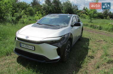 Цены Toyota bZ4X Электро
