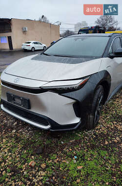 Цены Toyota bZ4X Электро