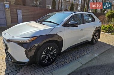 Цены Toyota bZ4X Электро