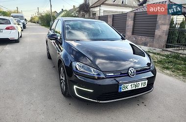 Ціни Volkswagen e-Golf Електро