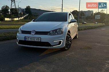 Ціни Volkswagen e-Golf Електро