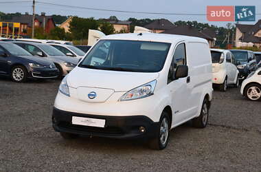 Ціни Nissan e-NV200 Електро
