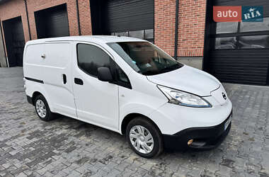 Ціни Nissan e-NV200 Електро