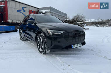 Цены Audi e-tron Электро