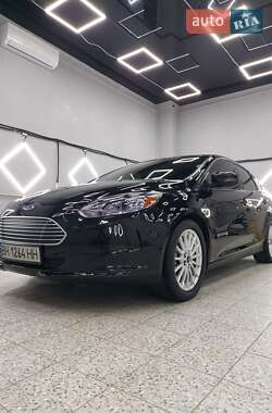 Ціни Ford Focus Електро
