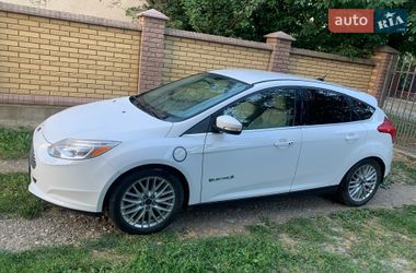Ціни Ford Focus Електро